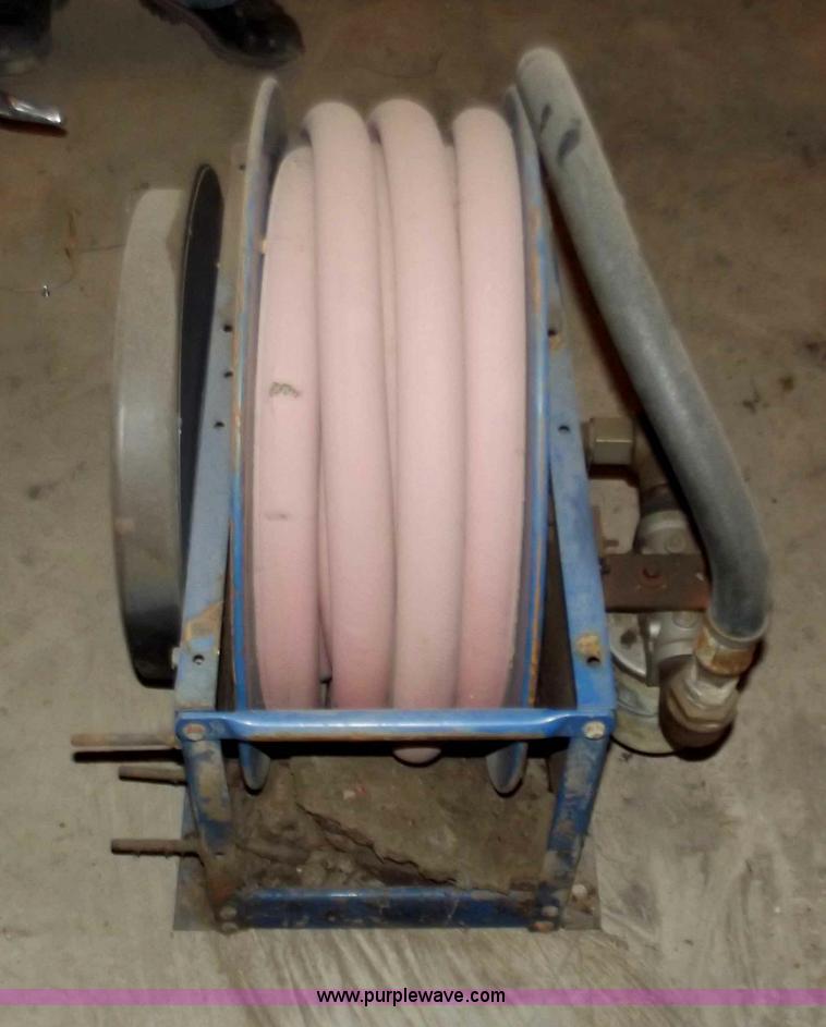 image for item B6213 Retractable fuel hose reel