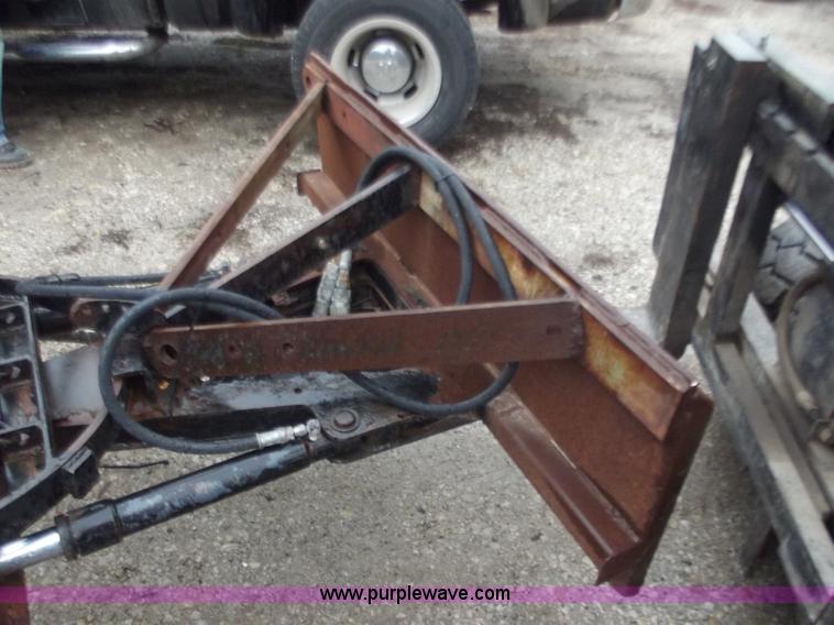 image for item B6218 7.5' skid steer snow plow