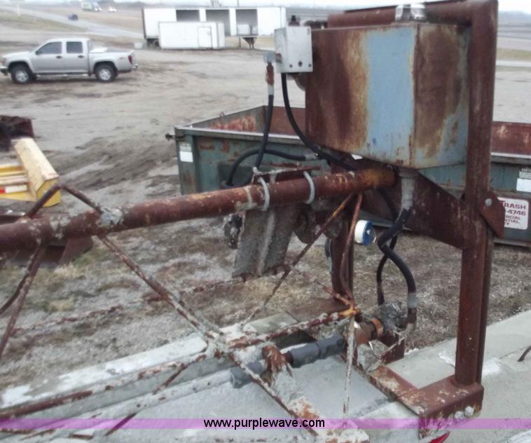 image for item B6219 Metal Forms speed screed