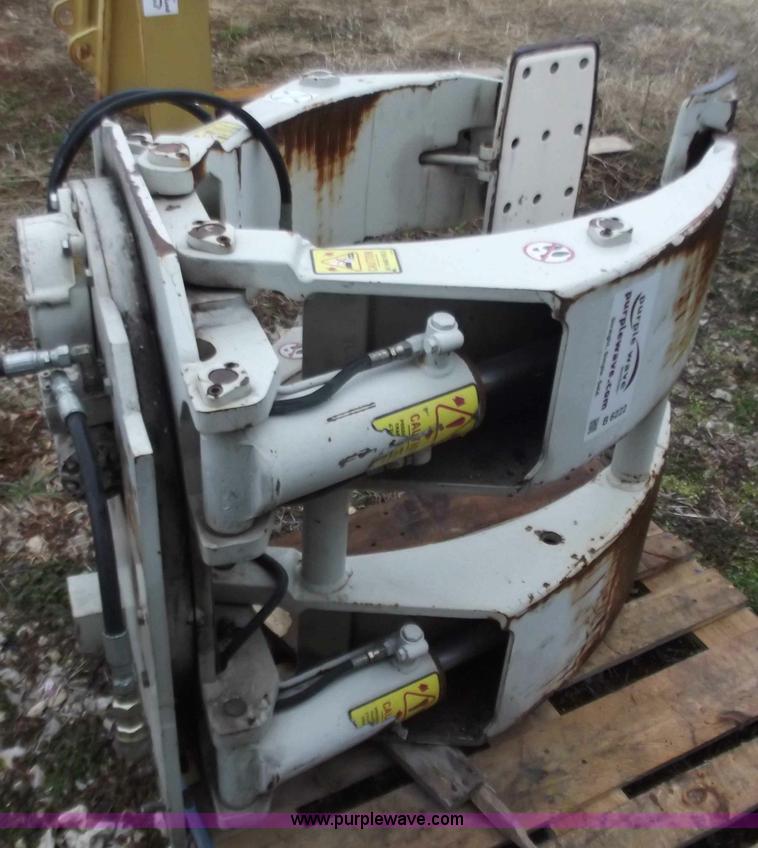 image for item B6222 Cascode forklift grapple attachment