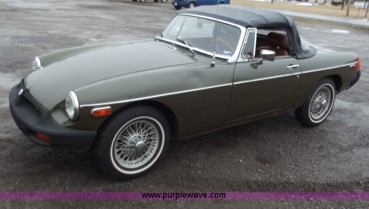 image for item B6245 1975 MG MGB convertible