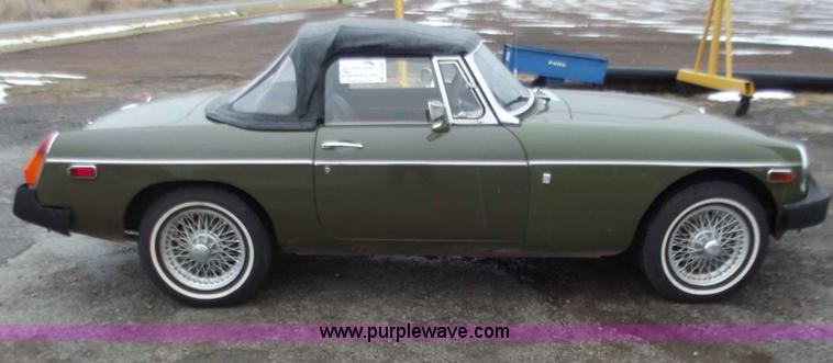 image for item B6245 1975 MG MGB convertible