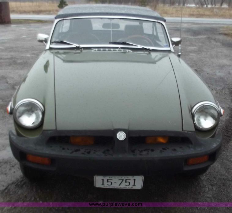 image for item B6245 1975 MG MGB convertible