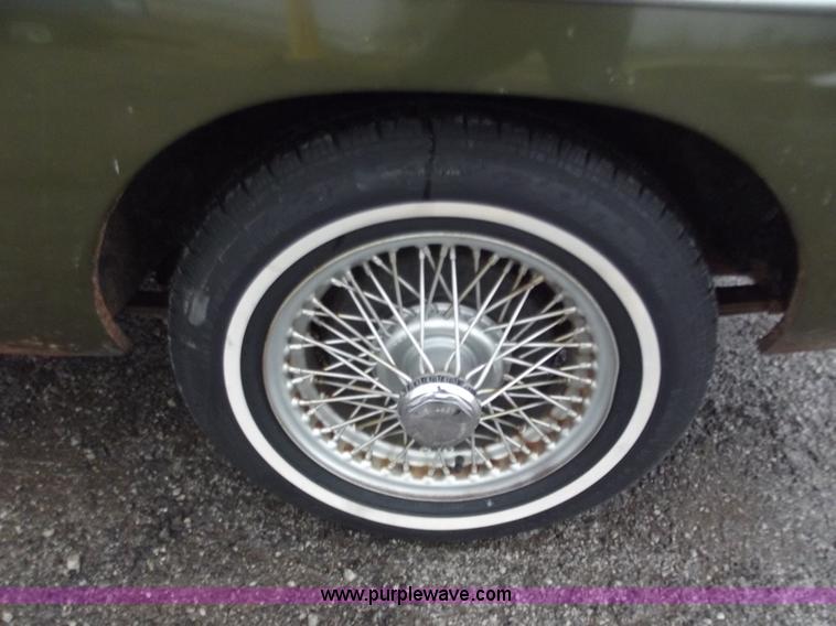 image for item B6245 1975 MG MGB convertible