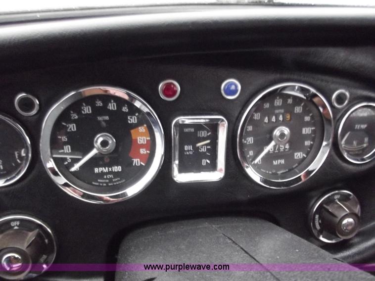 image for item B6245 1975 MG MGB convertible