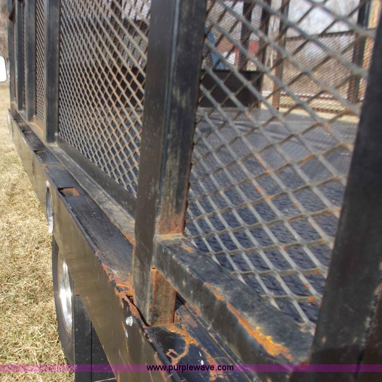 image for item B6258 1997 Ford F350 XL pickup truck