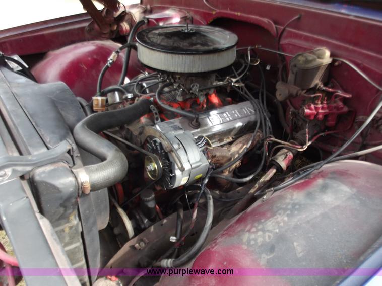 image for item B6259 1971 Chevrolet C10 Custom long bed pickup truck