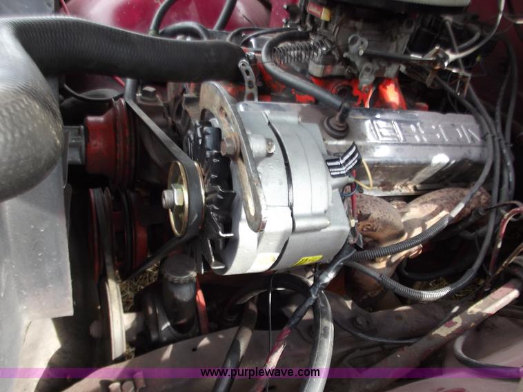 image for item B6259 1971 Chevrolet C10 Custom long bed pickup truck