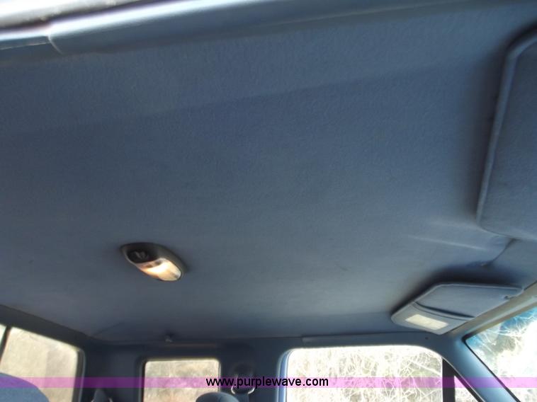 image for item B6260 1997 Ford F250 XLT SuperCab pickup truck