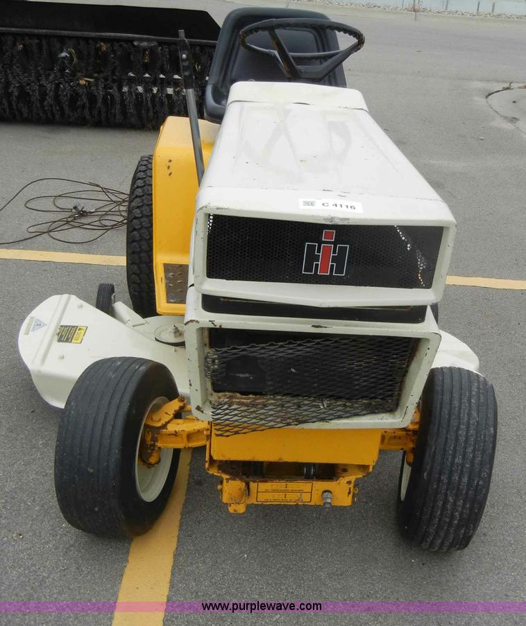 image for item C4116 Cub Cadet 1250 lawn mower