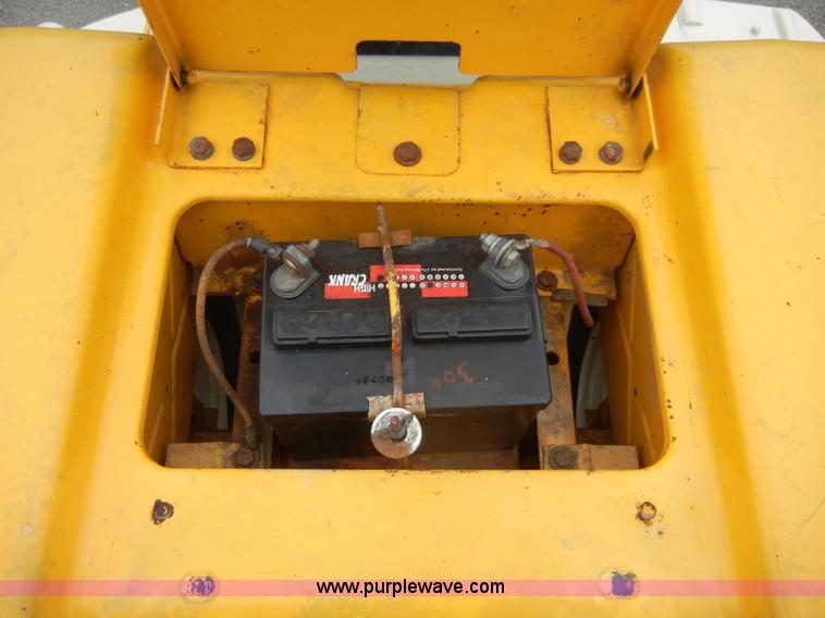 image for item C4116 Cub Cadet 1250 lawn mower