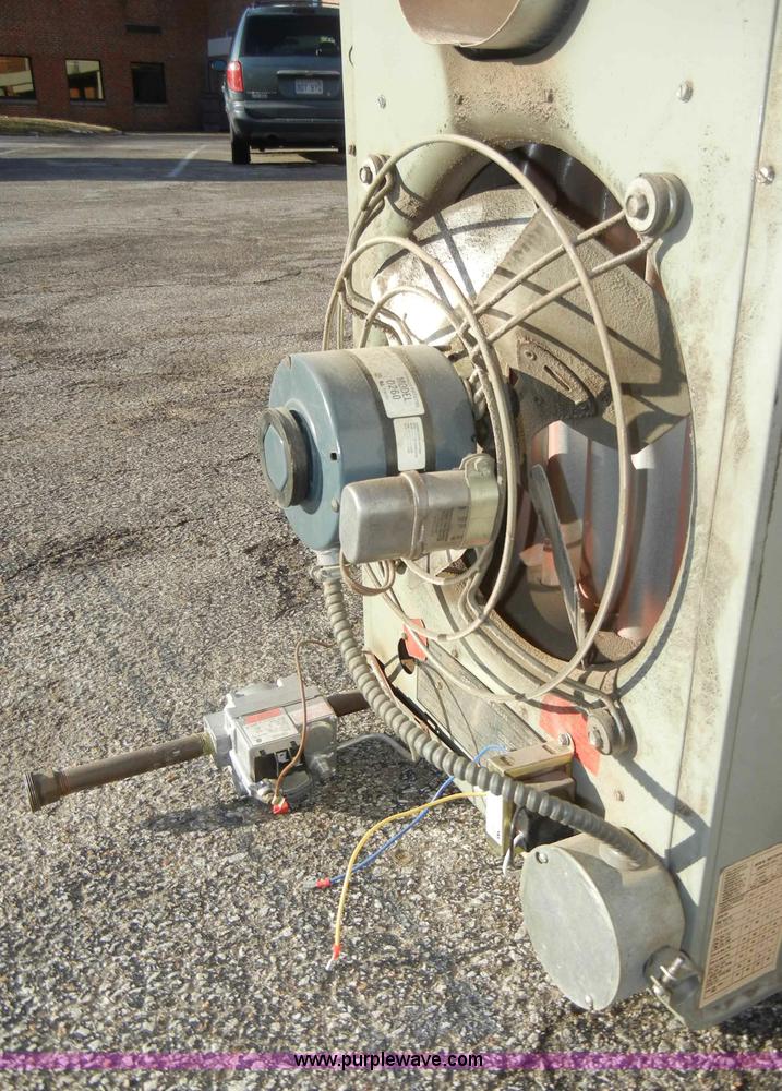 image for item C4181 Modine PA105A suspended heater