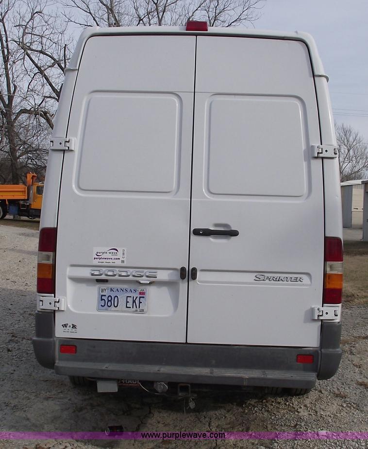 image for item C5912 2004 Dodge 3500 Sprinter cargo van