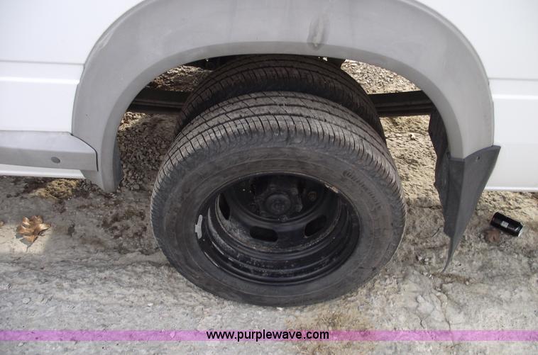 image for item C5912 2004 Dodge 3500 Sprinter cargo van