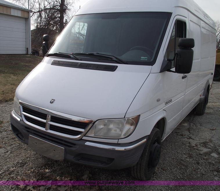 image for item C5912 2004 Dodge 3500 Sprinter cargo van