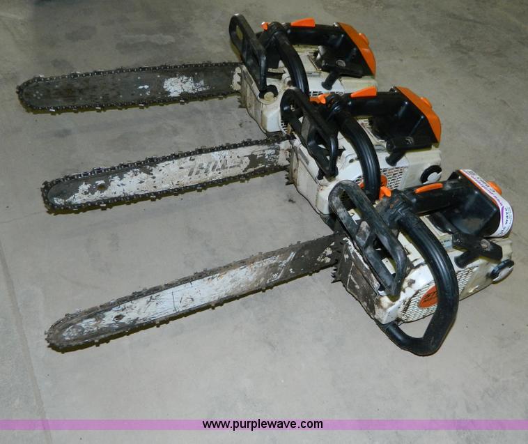 image for item C9463 (3) Stihl MS200T chainsaws