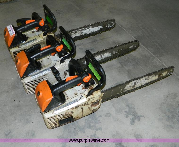 image for item C9464 (3) Stihl MS200T chainsaws