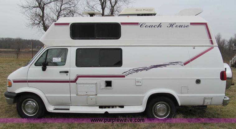 image for item D3048 1996 Dodge Coach House 19ft motorhome