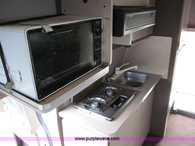 image for item D3048 1996 Dodge Coach House 19ft motorhome