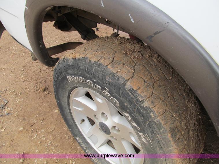 image for item D3050 2003 Ford F150 extended cab pickup