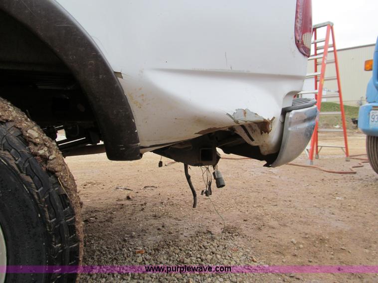 image for item D3050 2003 Ford F150 extended cab pickup