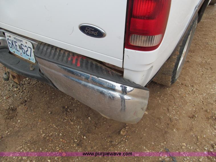 image for item D3050 2003 Ford F150 extended cab pickup