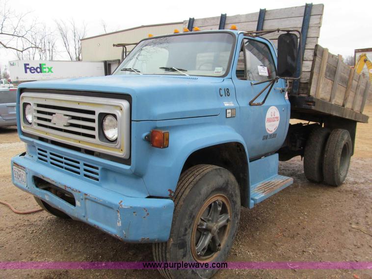 image for item D3051 1978 Chevrolet C70 dump-bed truck