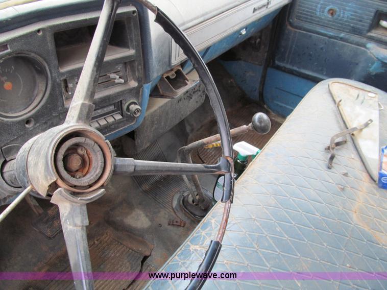 image for item D3051 1978 Chevrolet C70 dump-bed truck