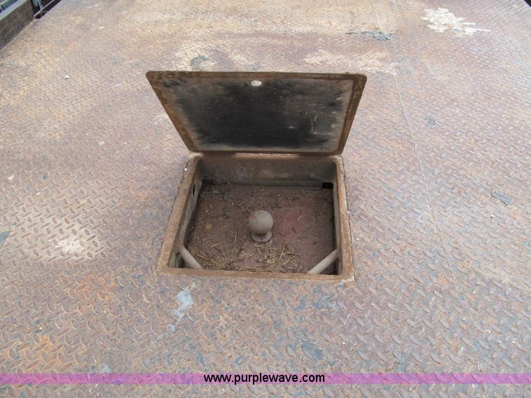 image for item D3055 1999 Chevrolet 3500 flat bed truck