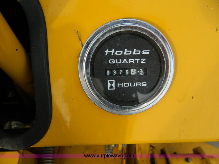 image for item D8723 Walker MCGHS lawn mower