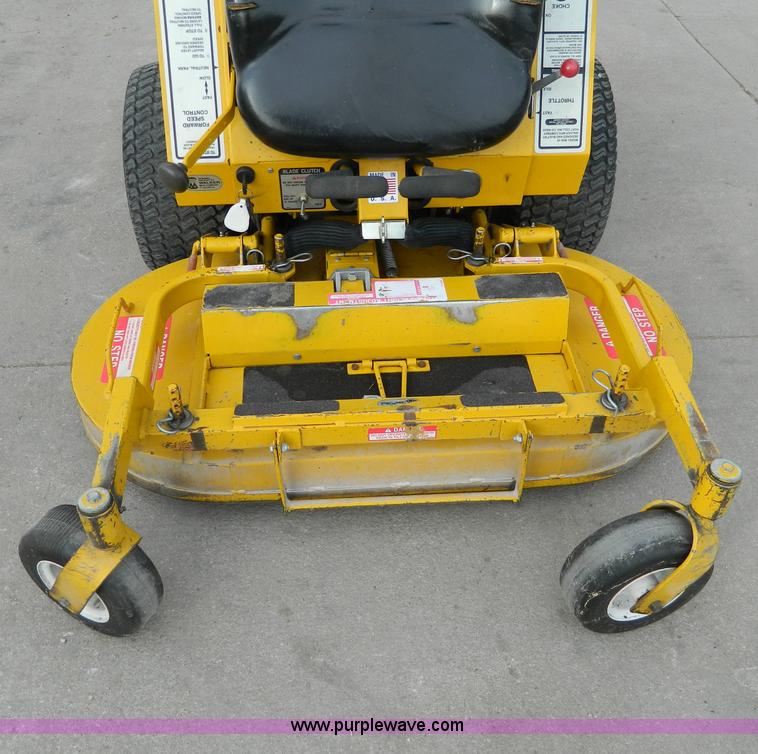 image for item D8723 Walker MCGHS lawn mower