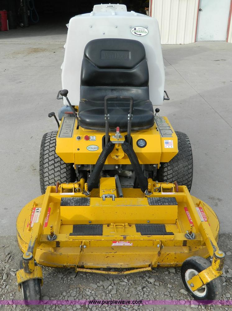 image for item D8724 Walker MCGHS lawn mower