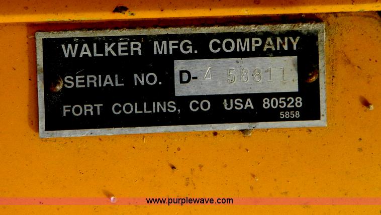 image for item D8724 Walker MCGHS lawn mower