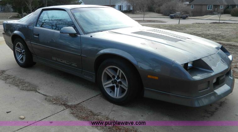 image for item D8763 1988 Chevrolet Camaro IROC-Z