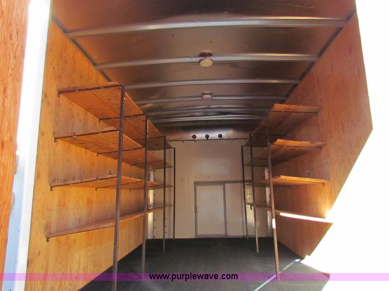 image for item D9138 2005 Chevrolet G3500 Express box van