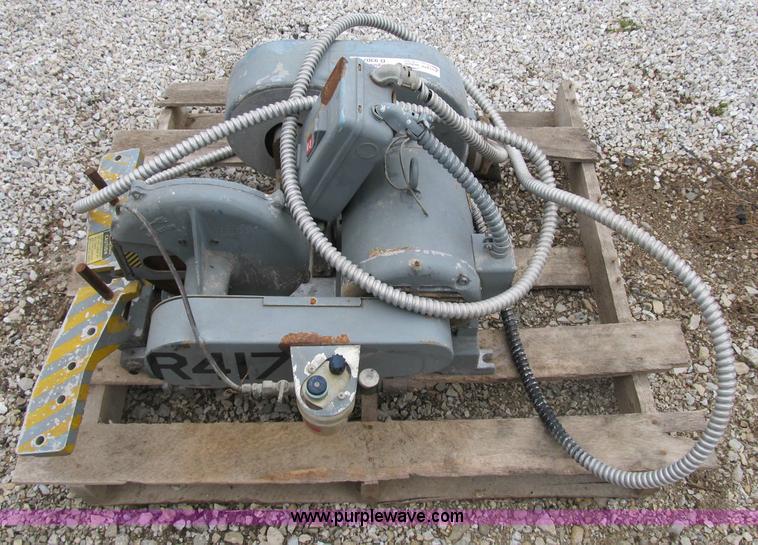 image for item D9307 Hydraulic hose cutter