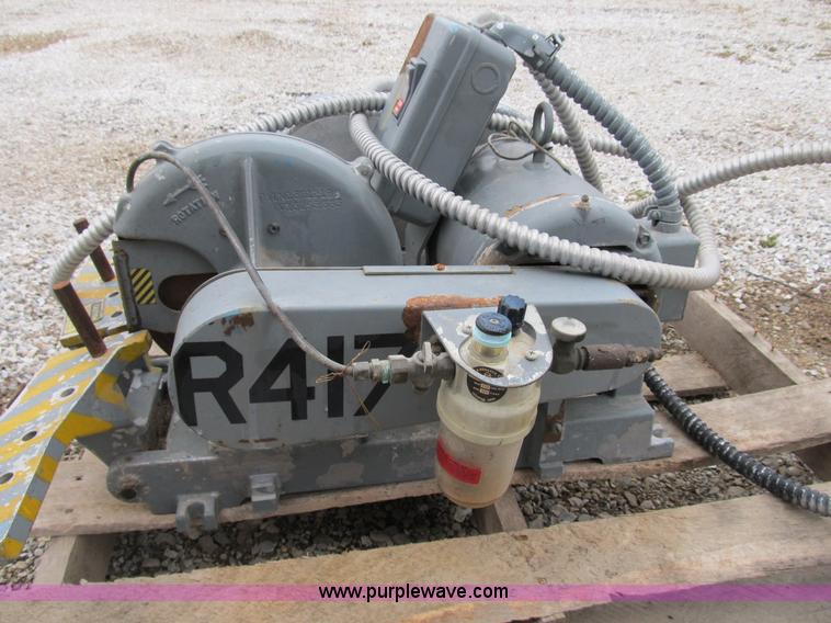 image for item D9307 Hydraulic hose cutter