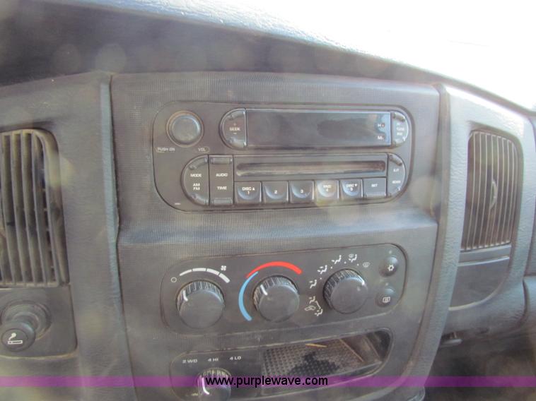 image for item I9535 2005 Dodge Ram 3500 Big Horn Edition quad cab pickup truck