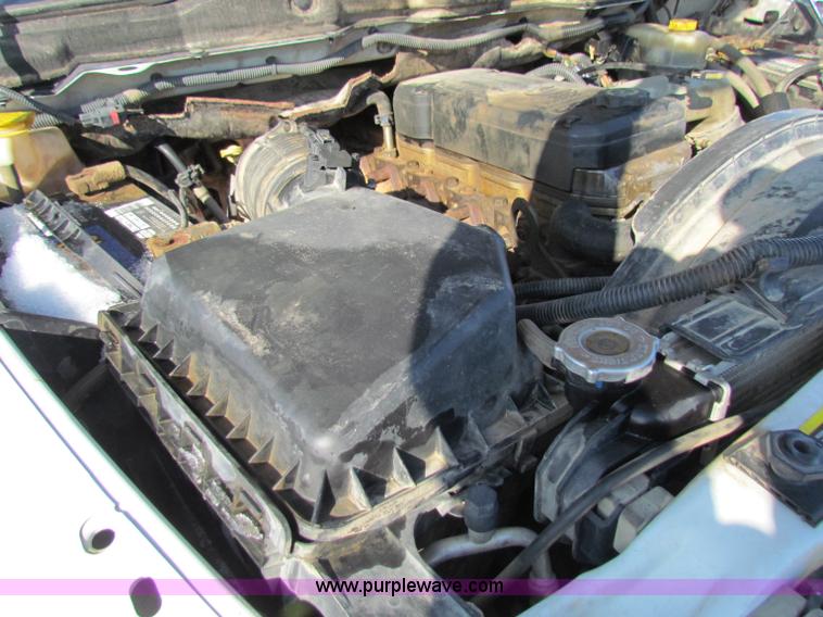 image for item I9535 2005 Dodge Ram 3500 Big Horn Edition quad cab pickup truck