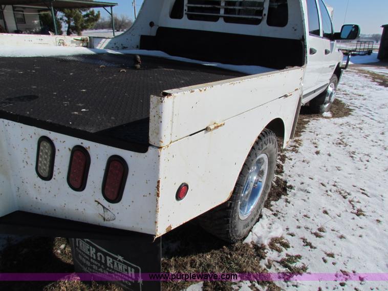 image for item I9535 2005 Dodge Ram 3500 Big Horn Edition quad cab pickup truck