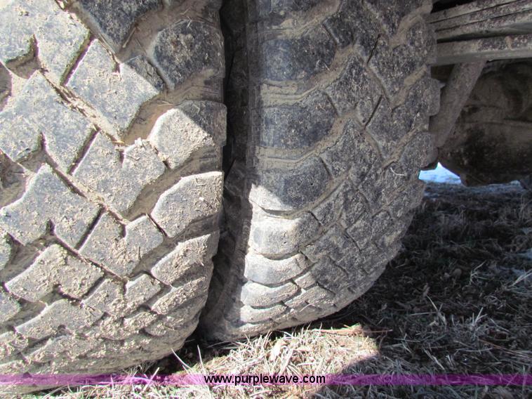 image for item I9535 2005 Dodge Ram 3500 Big Horn Edition quad cab pickup truck
