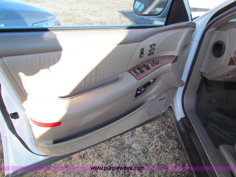 image for item I9668 1999 Buick Park Avenue