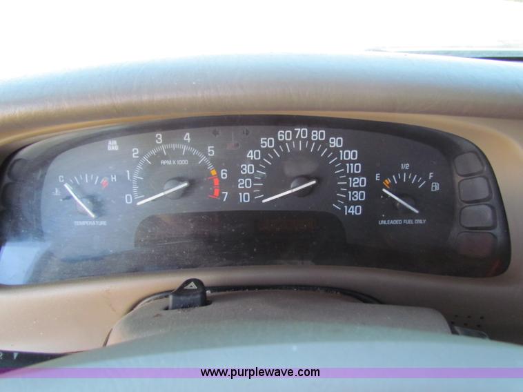 image for item I9668 1999 Buick Park Avenue