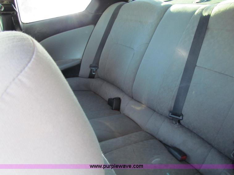 image for item I9670 2002 Dodge Stratus SE