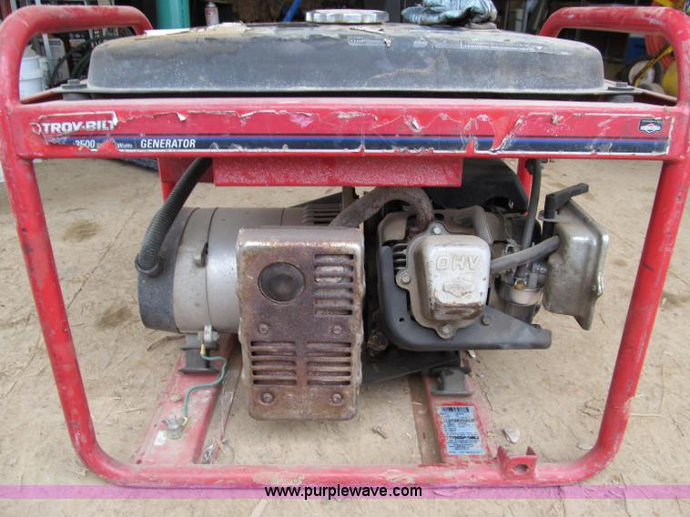 image for item J9279 Troy-bilt 3500 generator