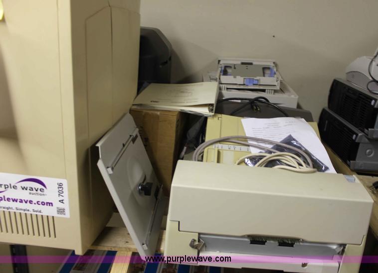 image for item A7036 Assorted electronics