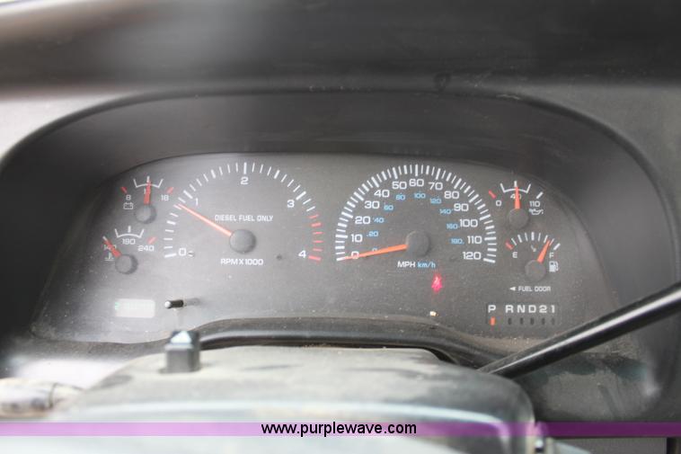 image for item A7152 2001 Dodge Ram 2500 pickup truck