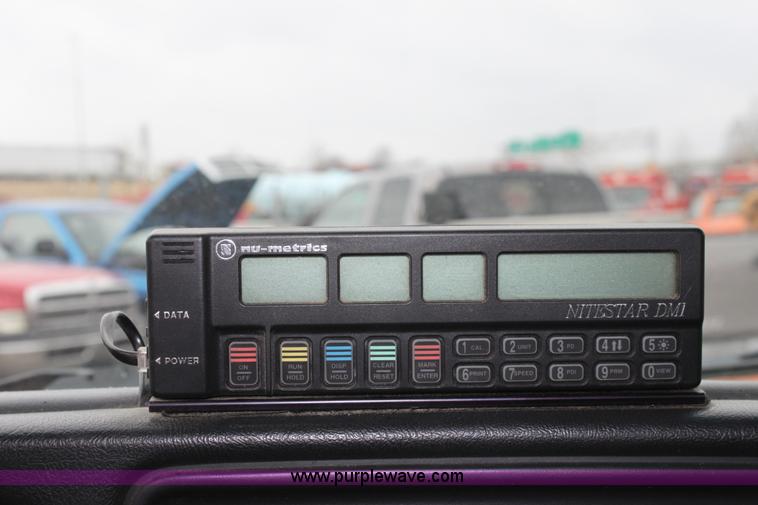 image for item A7153 2002 Chevrolet Silverado 2500HD pickup truck