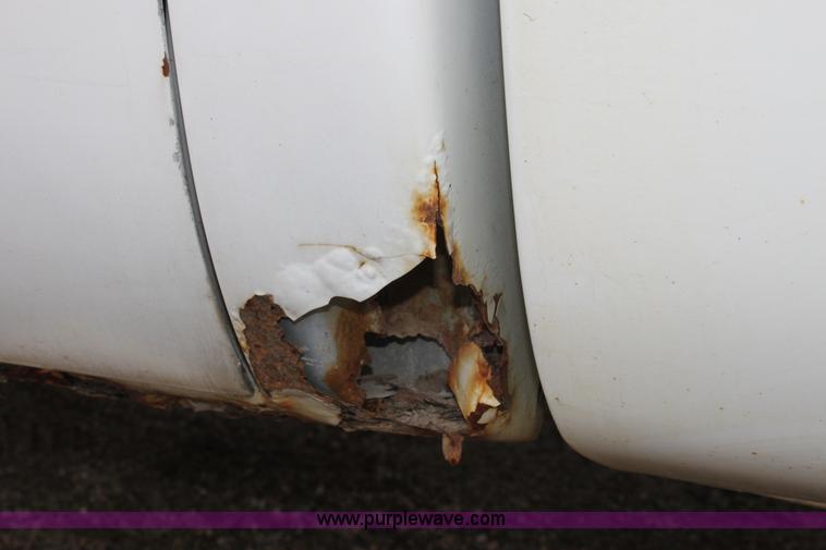 image for item A7155 1992 Chevrolet 1500 W/T pickup truck