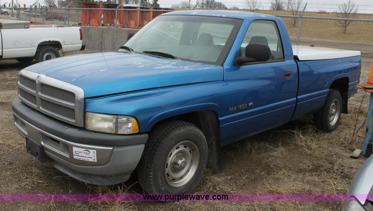 image for item A7156 1999 Dodge Ram 1500 pickup truck